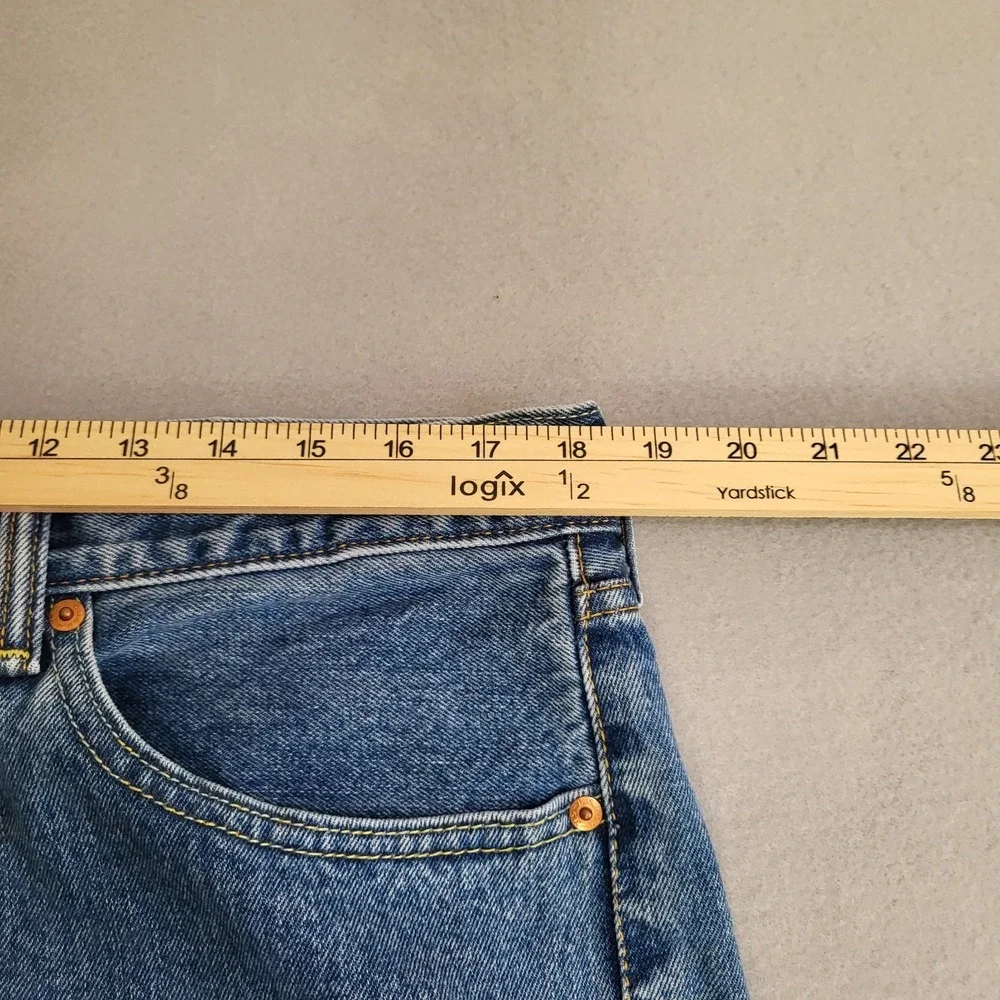 Levi's 505 Denim Blue Jeans Medium Wash Straight Leg Men's 38 X 32